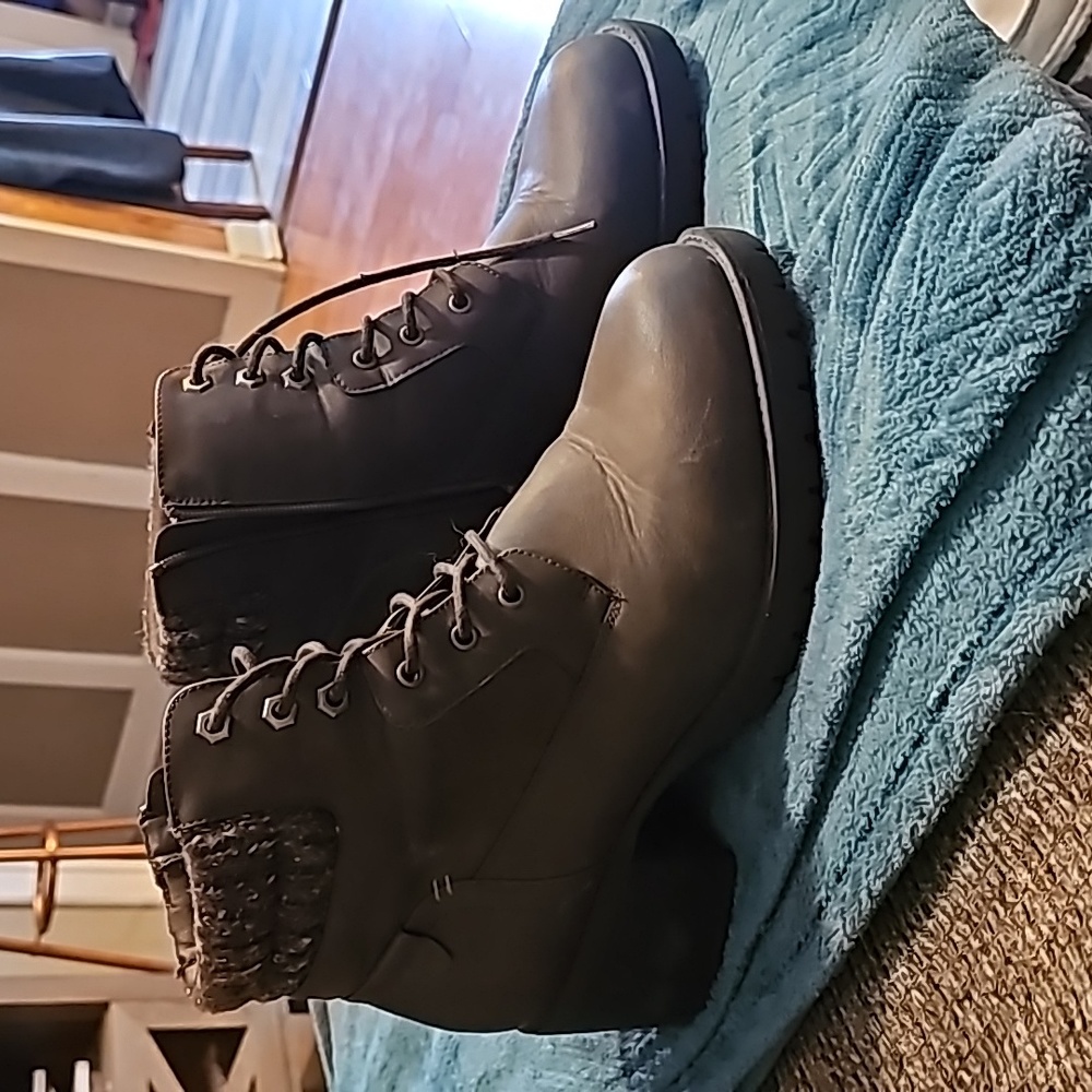Torrid boots, women's size 13